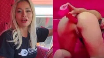 Pôrno amador de masturbação da Sheila Bellaver metendo consolo no cu