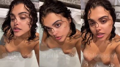 Juliana Coxta do câmera prive sensualizando nua na banheira