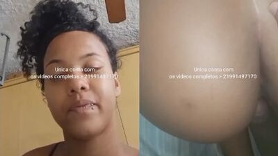 Gostosa novinha dando a bucetinha para o macho na transa delicia
