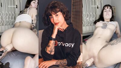 Martina Oliveira Onlyfans gozando no caralho mecânico