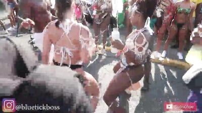 Flagra carnaval 2026 negras rebolando sem calcinha no bloquinho