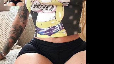 Iggy Azalea Onlyfans nua mostrando os peitos e a buceta
