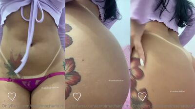 Carol Machado caiu na net sem calcinha tocando xota com bunda empinada