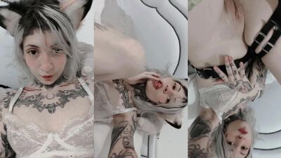 Aline Fox vazada exibindo bucetinha encharcada em close