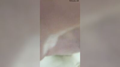 Loira caiu na net transando com seus dedinhos sacanas