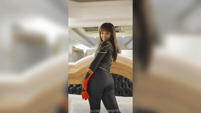 Franjinha Na Web se masturbando safada com cosplay de Homem Aranha