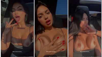 Brenda Trindade mostrando os peitos durinhos dentro do carro