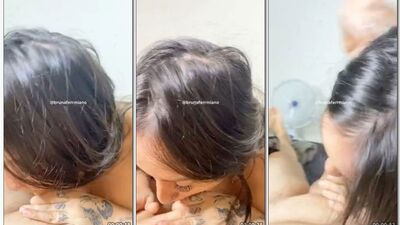 Bruna Fermiano pagando boquete guloso engolindo o cacete até o talo
