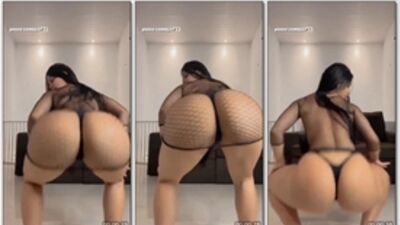 Tati Maya rebolando gostoso de fio de dental no rabão bem safada