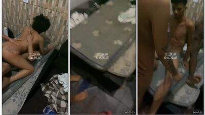 Pretinha Milla negrinha gostosa transando na cama com um novinho pauzudo de sorte