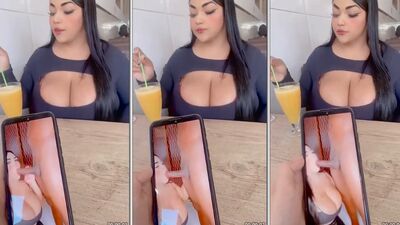 Nayara Ledu novinha safada se grava mamando uma piroca e manda pro seu novinho pra instigar ele