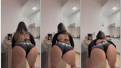 Ani Rocha mexendo a bunda gostosa com calcinha socada no cuzinho