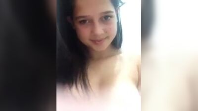 Luiza toda safada mostrando xota pro namorado