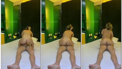 Mini Gabys fodendo com dotado comedor na cama do motel