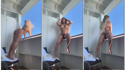 Michaele Vargas putinha bem safada ficando peladinha e mostrando seu corpo nu pela varanda de casa