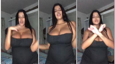 Anna Monteiro  moreninha peituda rebolando e mostrando a poupa da bunda