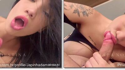 Japa Nordestina moreninha com carinha de safada engolindo toda a pica do seu macho