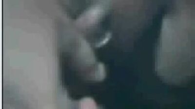 Professora Daniela puta deliciosa toda peladinha com peitos de fora querendo fuder
