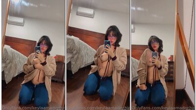 Keyla Amado putinha peituda bem gostosa mostrando seu corpinho sexy e safada