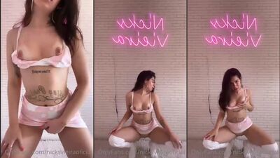 Nicksvieira gostosa de corpo perfeito dança funk