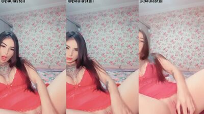Tatuada Paula Steil gozando gostosa na siririca deliciosa