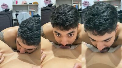 Isalbch sendo chupada na buceta lisinha toda gostosa