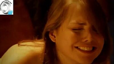 Leticia Colin nua fazendo sexo no cinema brasileiro