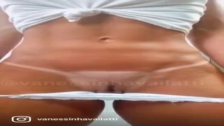 OnlyFans Vanessinha Vailatti Safada mostrando a buceta de calcinha