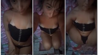 Belle Belinha exibindo o bucetão inchado delicioso de calcinha