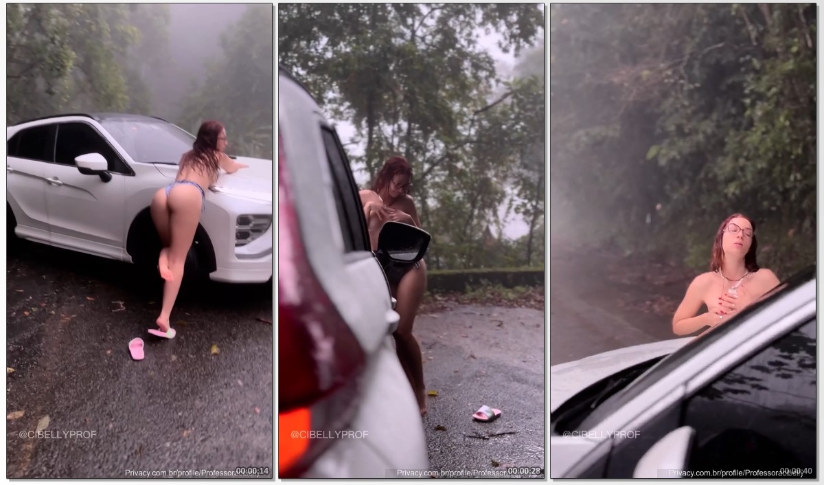 Cibelly Ferreira professora gostosa empinando a bunda grande na chuva