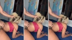 Mariana Luke pelada dando gostosa de quatro na cama