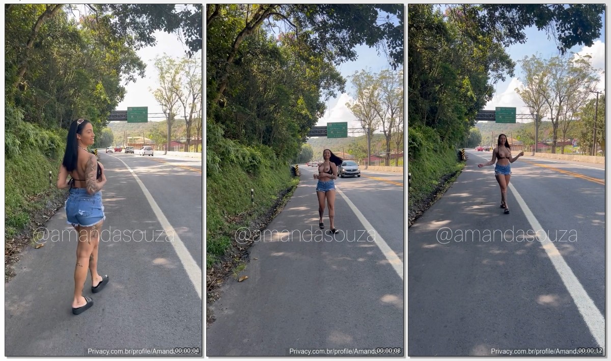 Amanda Souza mostrando os peitos na rua se exibindo em publico