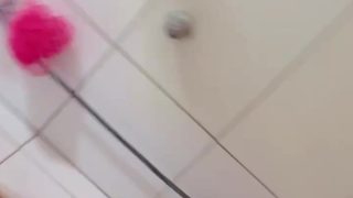 Bia Ruivinha putinha deliciosa tomando banho gostoso