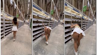 Carol Francci nua mostrando a buceta no mercado querendo levar pirocada