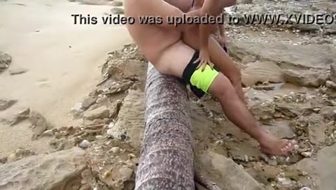 Cataria Paolino faz Sexo Na Praia De Nudismo De Santa Catarina