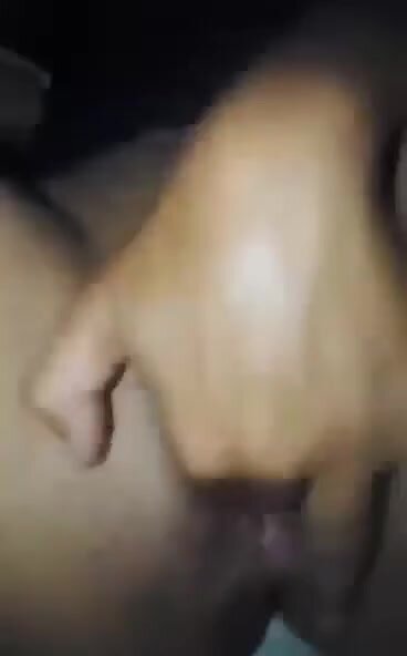 Gleyce Victória putinha toda deliciosa cheia de tesão tocando siririca