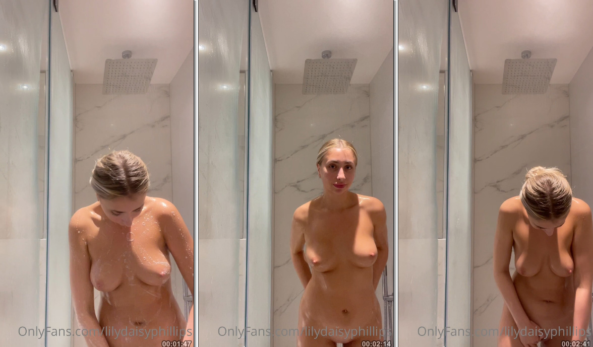 Lillian Phillips peladinha e gostosa embaixo do chuveiro exibindo o corpinho lindo