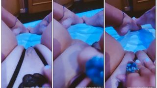Vivi Fernandes tocando siririca pelada e filmando a bucetinha gostosa