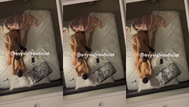 Evy Vieira pagando boquete em suíte de motel com macho