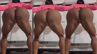 Gracyanne Barbosa malhando de calcinha fio dental socada no cu grande
